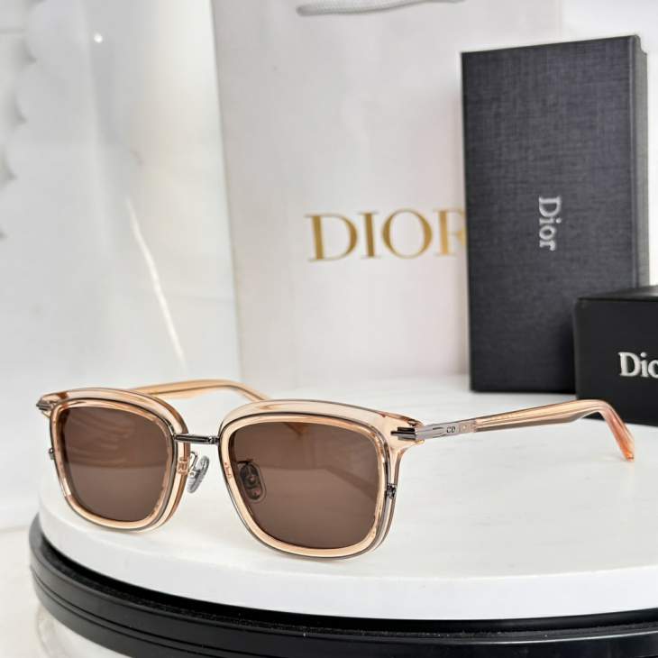 Picture of Dior Sunglasses _SKUfw77644418fw